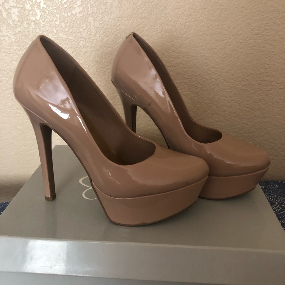 Jessica Simpson pumps size 7